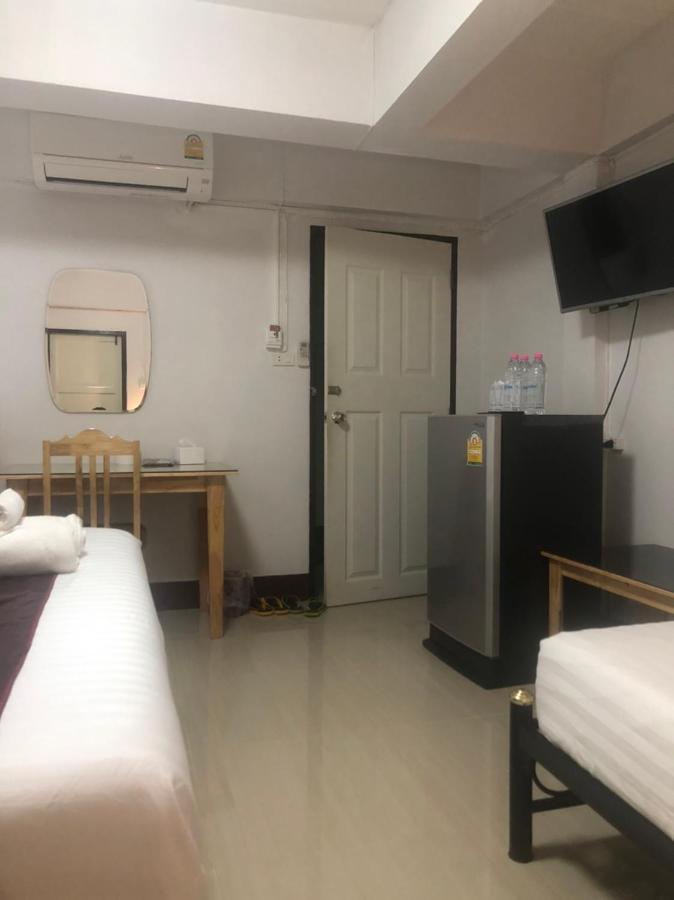 Y&N House Hotel Прачуап Кири Кан Екстериор снимка